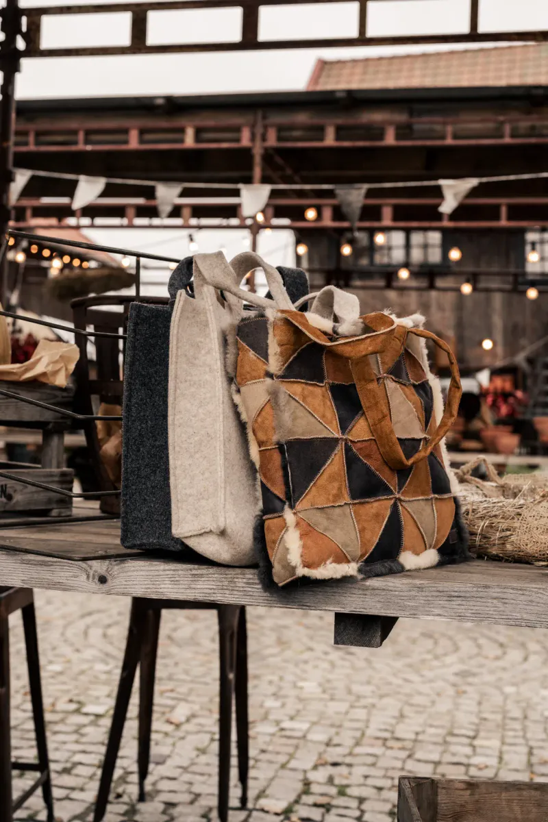 Shepherd Milano Veske Saueskinn Mix