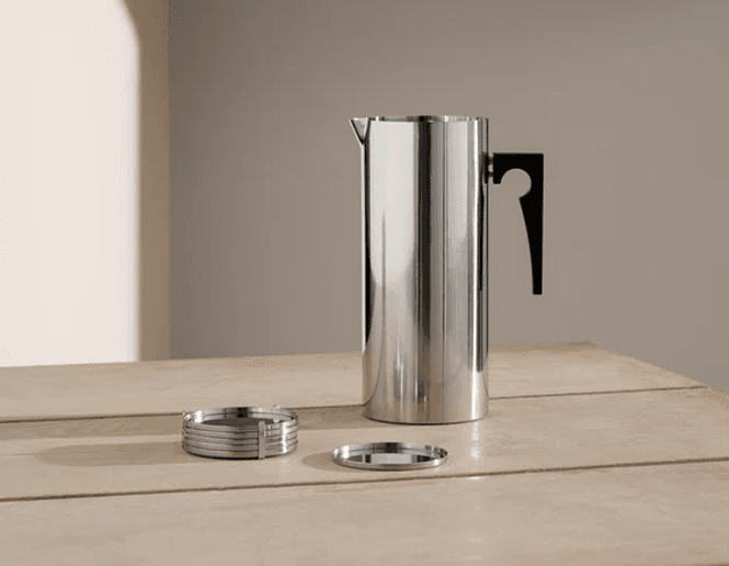 Hovedbilde Stelton Arne Jacobsen Serveringskanne 2 L