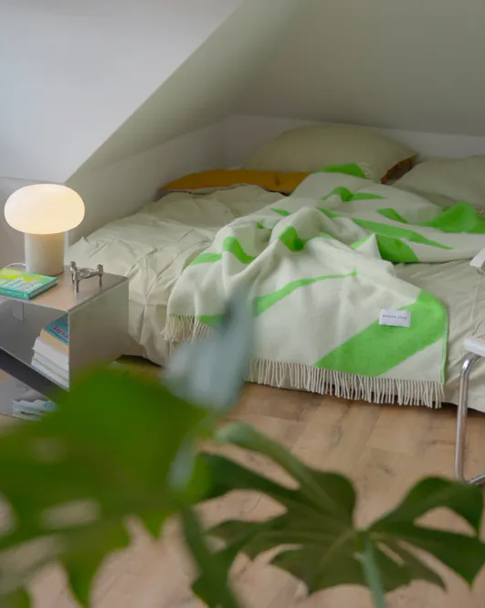 Hovedbilde Maison Deux Swirl Pledd Grønn/Hvit