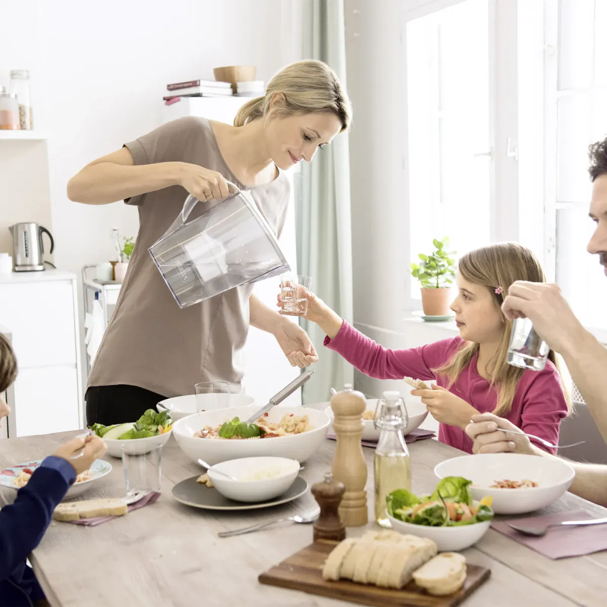 Brita Marella kanne med filter hvit 2,4 l
