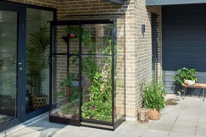 Hovedbilde Halls Drivhus Qube Lean-to Herdet Glass Sort 0,8 ...